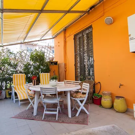 Apartment Corso Cavour Di Paola La Spezia