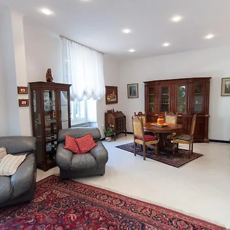 Corso Cavour Di Paola Apartment