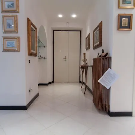 Apartment Corso Cavour Di Paola La Spezia